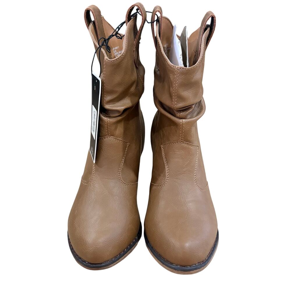 NWT Charles Albert Women’s Tan Cowboy Boots 100% Vegan Leather Modern Western 8M - Picture 3 of 8